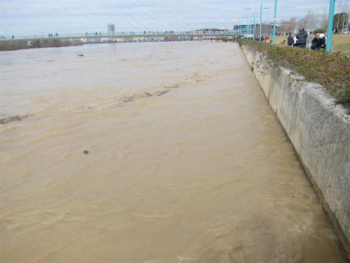 Crecida del río Ebro en Zaragoza