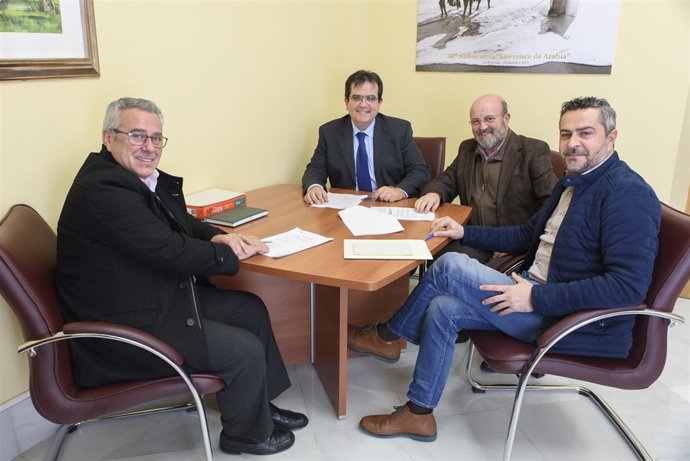 El diputado de Cultura reunido con los alcaldes de Serón, Gérgal y Bacares.