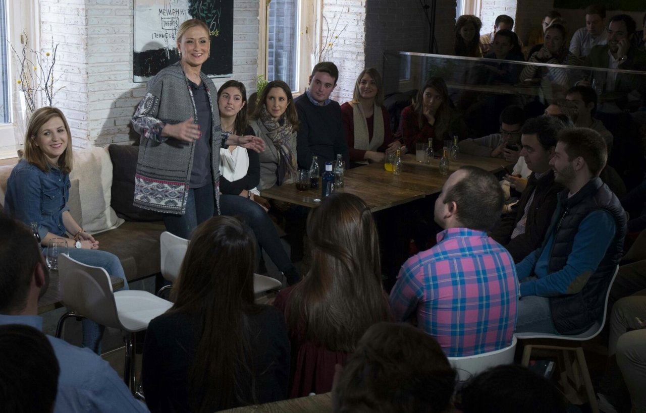 Cifuentes en un acto de Nuevas Generaciones