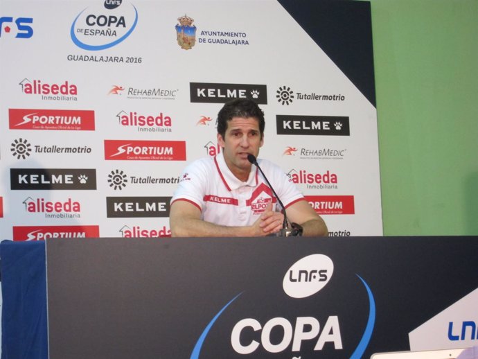 El entrenador de ElPozo Murcia, Eduardo Sao Thiago Lentz 'Duda'