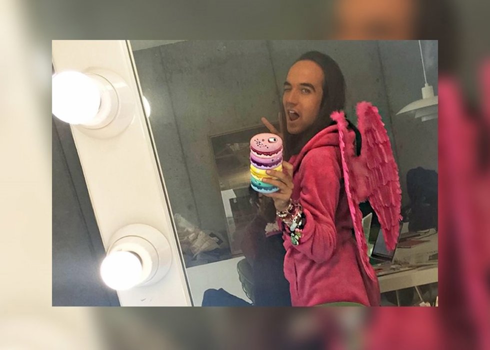 Aless gibaja toma un café Andrea Janeiro cena Belén Esteban