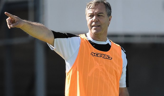 Cesar Ferrando Entrenamiento Elche Cf