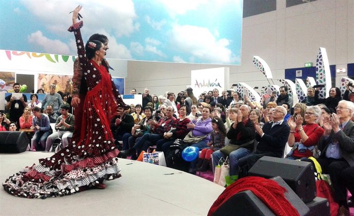 Actuación en el pabellón de Andalucía en la ITB de Berlín en 2016