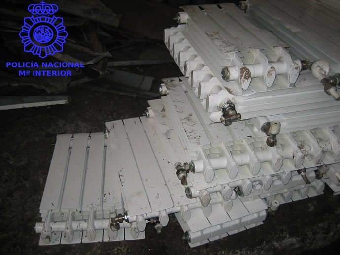 Nota De Prensa Y Foto