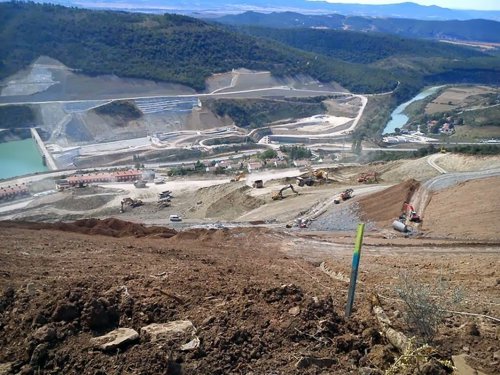 Obras de estabilización en el embalse de Yesa