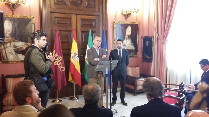 Antonio Muñoz en rueda de prensa explica las acciones estratégicas de turismo