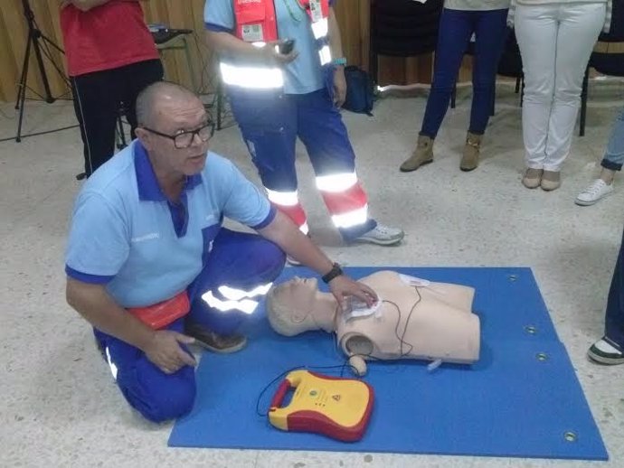  Profesional De Urgencias Muestran Cómo Reaccionar Ante Una Emergencia