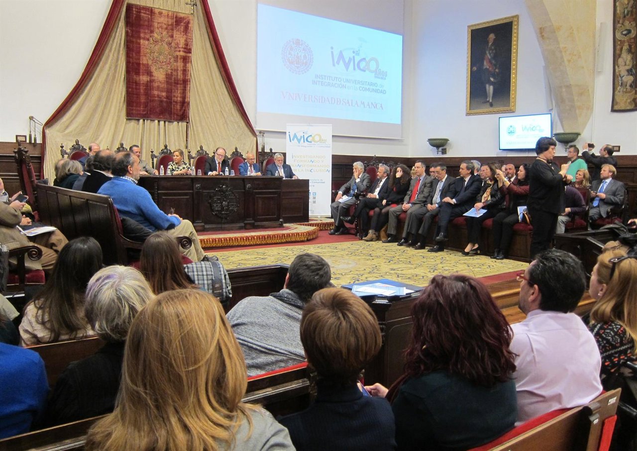 Acto del INICO en el Paraninfo de la Universidad de Salamanca