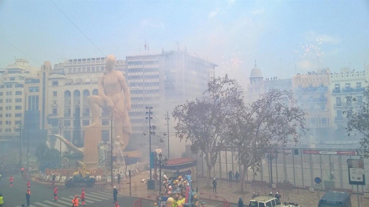 Mascletà de la Pirotecnia Turis