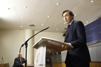 El PP sospecha que Pedro Sánchez negocia "cosas inconfesables" con los independentistas