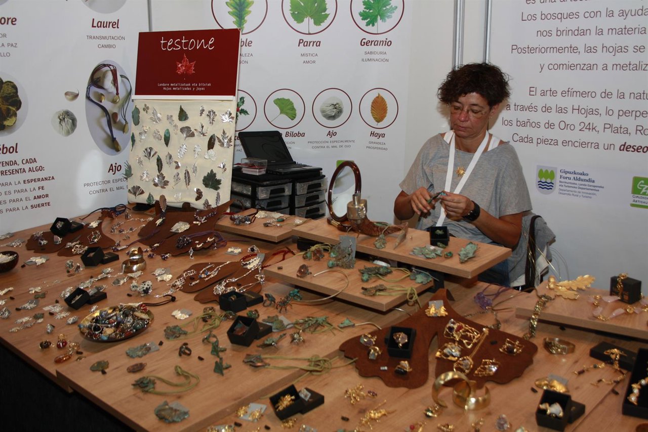 Feria de Artesanía, FARCAMA, Artesana, Stand, Bisutería