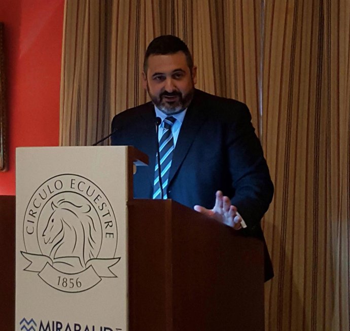 El presidente de Vueling, Álex Cruz