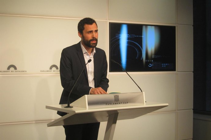 El portavoz adjunto de JxSí en el Parlament Roger Torrent 