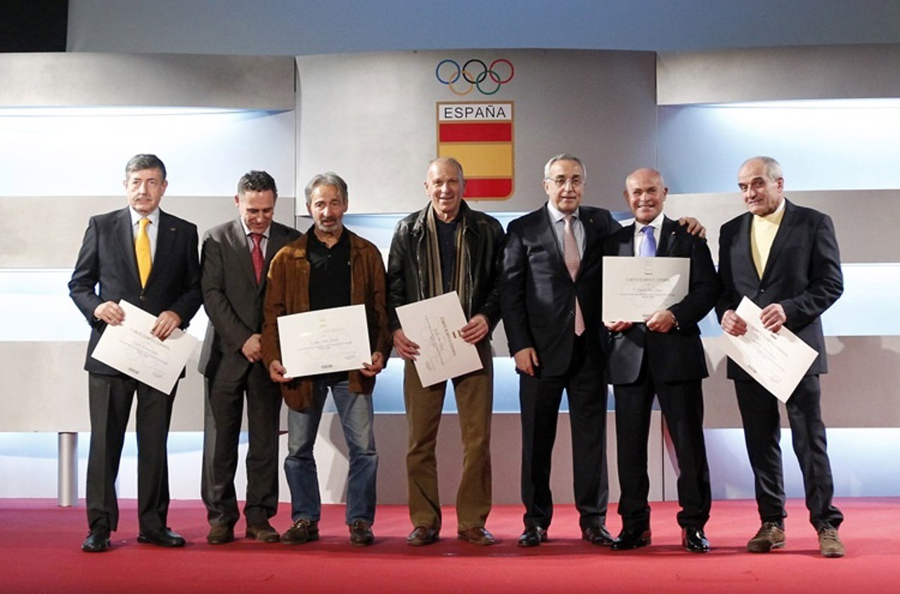 Acto de homenaje en el COE a olímpicos de 1968 y 1972