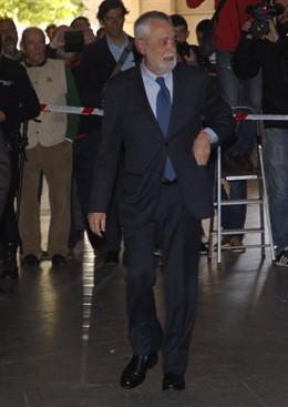 José Antonio Griñán llega a los juzgados por el caso de los ERE