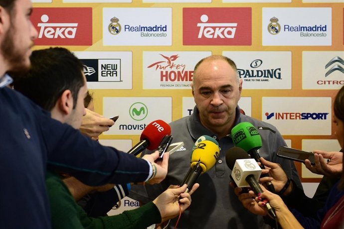 Pablo Laso en la rueda de prensa con los medios 