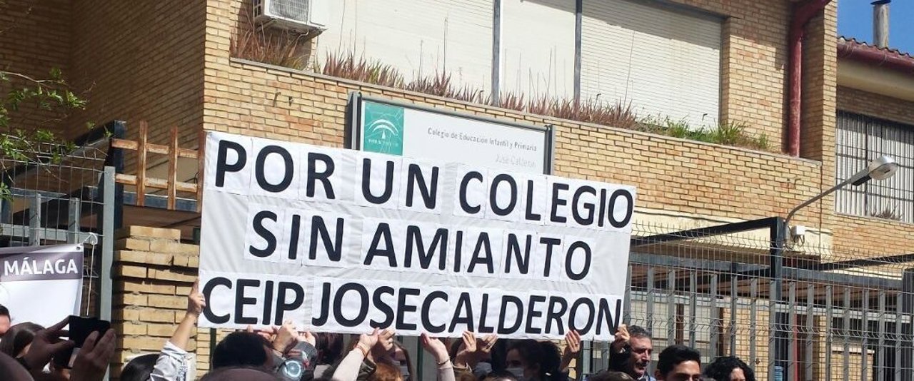 Manifestación para eliminar tejado amiento en Málaga 