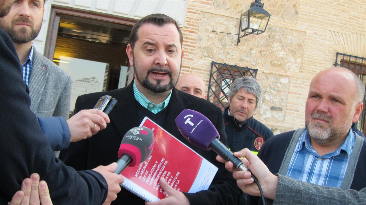 Representantes de IU ante las Cortes