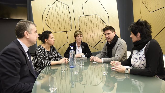 Reunión entre Gobierno vasco, Diputación y Ayuntamiento de Zumarraga.