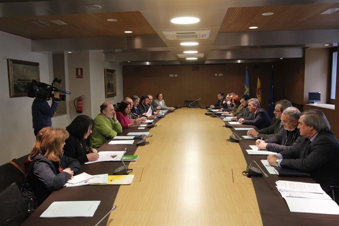 Sesión constituva de la Mesa del Sector Lácteo. 