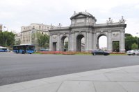 El Palacio de Cibeles y la Puerta de Alcalá se iluminan de verde por San Patricio
