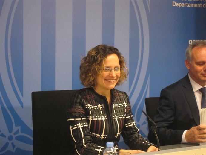 La consellera de Enseñanza, Meritxell Ruiz