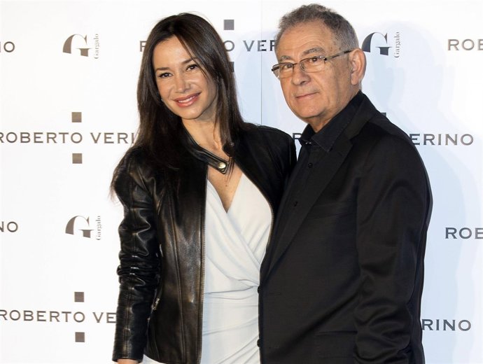 Cecilia Gómez con Roberto Verino