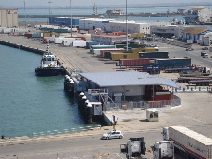 Imagen Del Puerto De Rota (Cádiz)