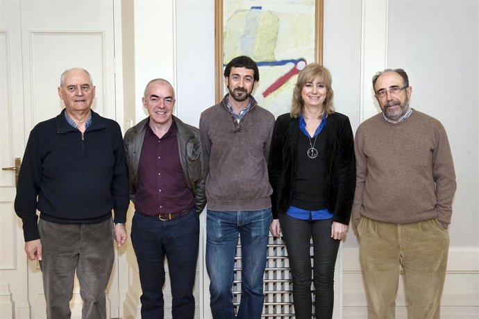 De izda a dcha: Oiz, Pérez, Baraibar, consejera Ollo y Pagola. 