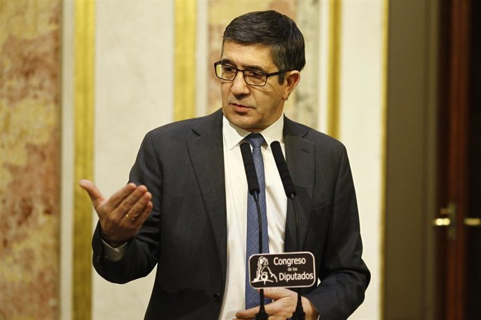Rueda de prensa de Patxi López en el Congreso