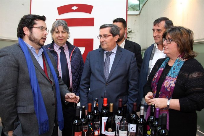 Presentación feria del vino de Guadix