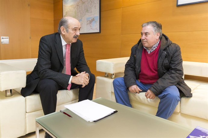 El consejero y el alcalde