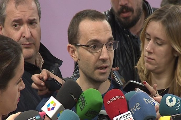 Luis Alegre (Podemos) no se plantea dimitir