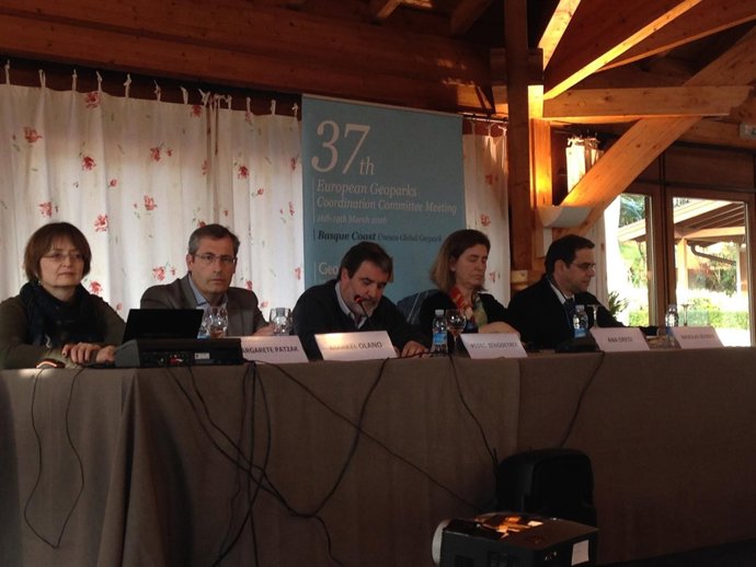 Representantes de Geoparques en el Primer Comité de la Red europea
