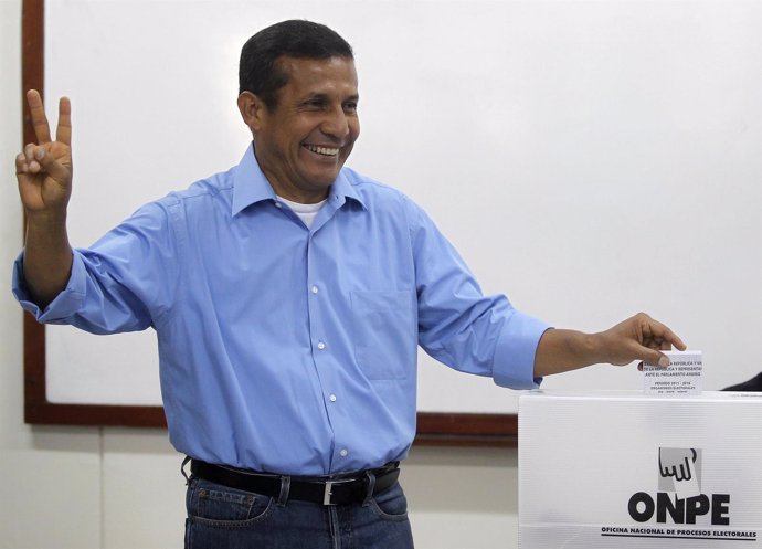Ollanta Humala, tras votar en las elecciones presidenciales de Perú