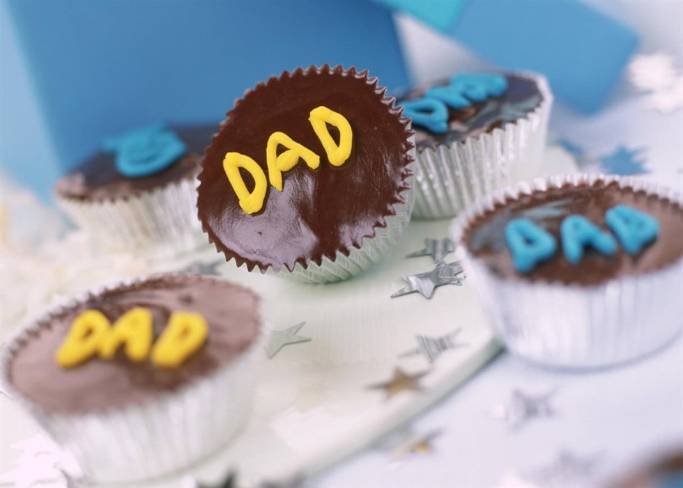 ÚLTIMOS REALOS PARA EL DÍA DEL PADRE/CORDON