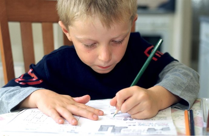 DEBERES EN SEMANA SANTA
