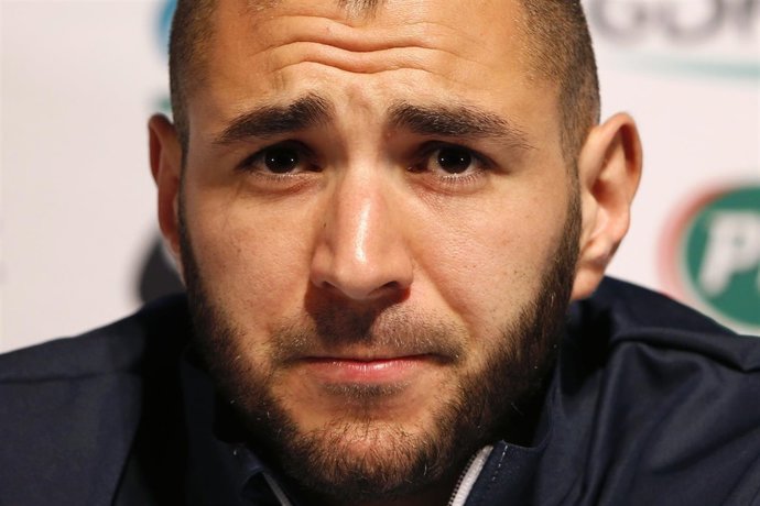 Primer plano del delantero del Real Madrid Karim Benzema
