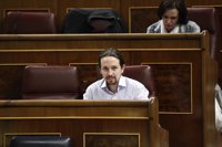 Iglesias apoya a Rita Maestre, condenada por el 'asalto' a la capilla de la Complutense