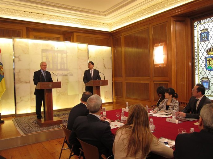 José Ignacio Ceniceros y Lyu Fan