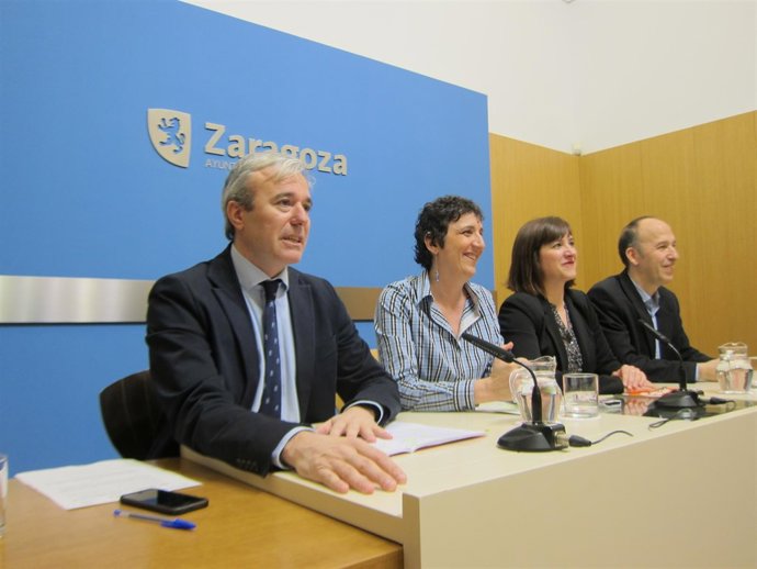 Los cuatro grupos de la oposición