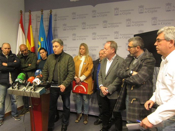 Rueda de prensa de los trabajadores de la ORA. 