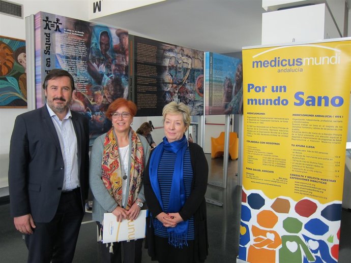 De izquierda a derecha, Luis Mesa del Castillo, África Caño y Mercedes Martínez