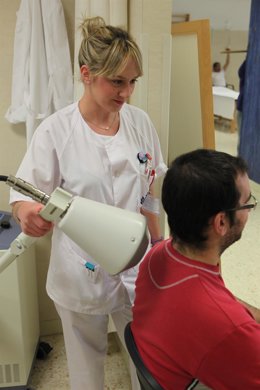 Fisioterapeutas ofrecen recomendaciones para evitar lesiones en costaleros