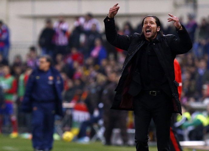 Diego Simeone en el encuentro entre Atlético de Madrid y el FC Barcelona