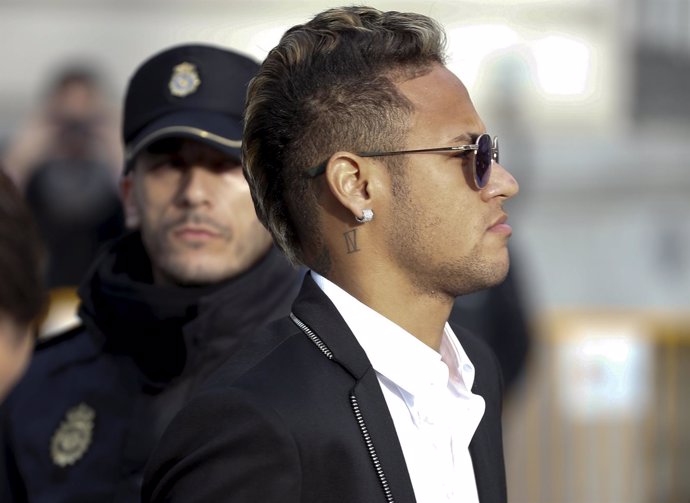 Barcelona Neymar Audiencia Nacional juzgado comparecencia