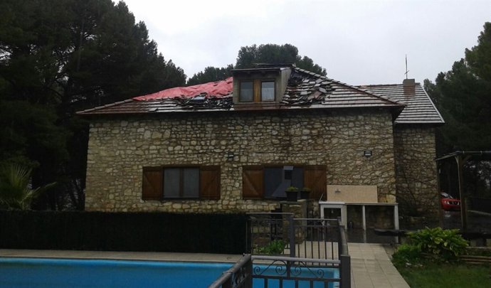 Casa rural incendiada en Falces