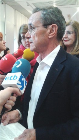 El consejero de Empleo y Políticas Sociales, Ángel Toña