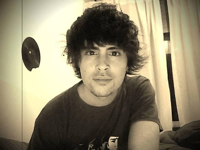 Imagen del joven desaparecido difundida por sus familiares