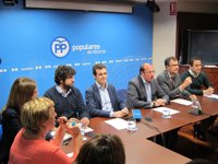 Casado espera que el PSOE, que vive su semana de pasión, apoye a PP y advierte que para Podemos es un via crucis